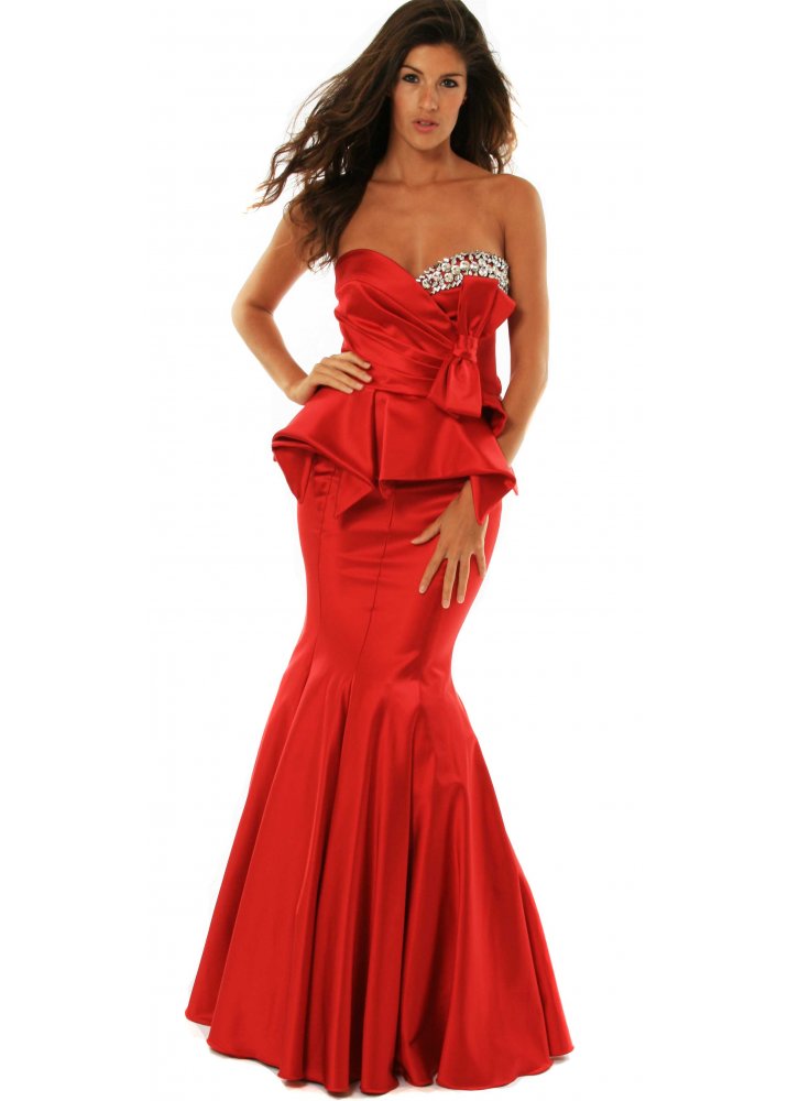 червена дълга бална рокля