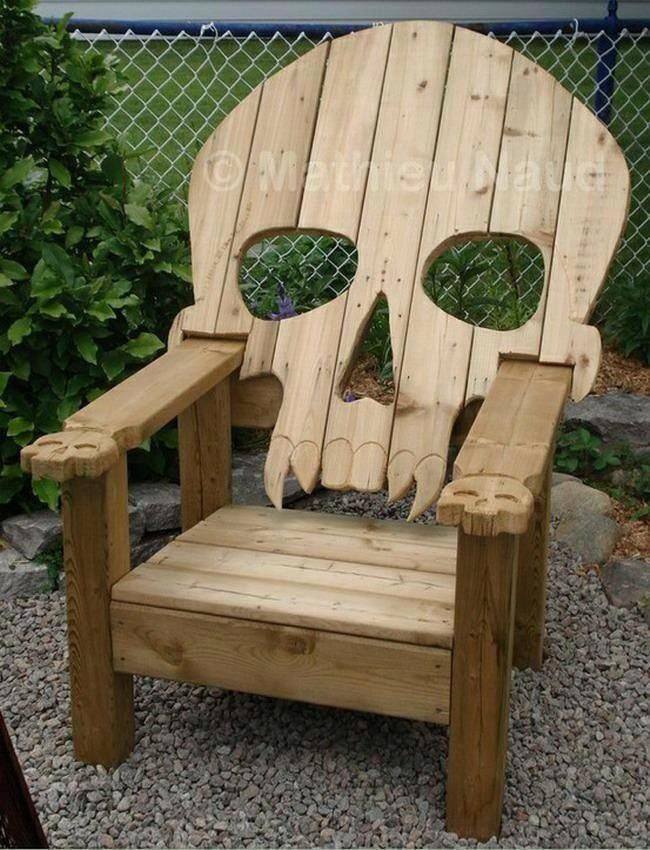 оригинално столче за двор