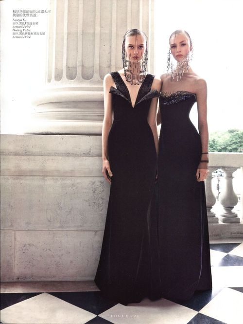 черни елегантни бални рокли