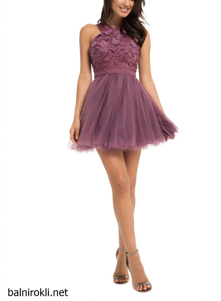 Абитуриентска къса лилава рокля тюл