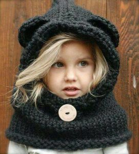 плетена детска шапка