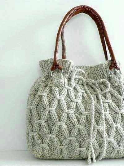 плетена чанта