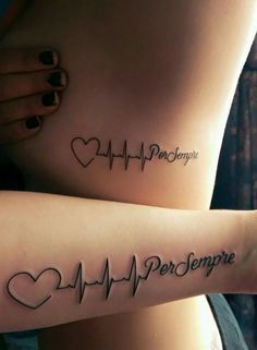 татуировка за влюбени двойки сърце и кардиограма