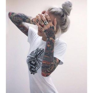 красива татуировка за цяла женска ръка
