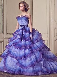 дълга синя бална рокля за принцеса